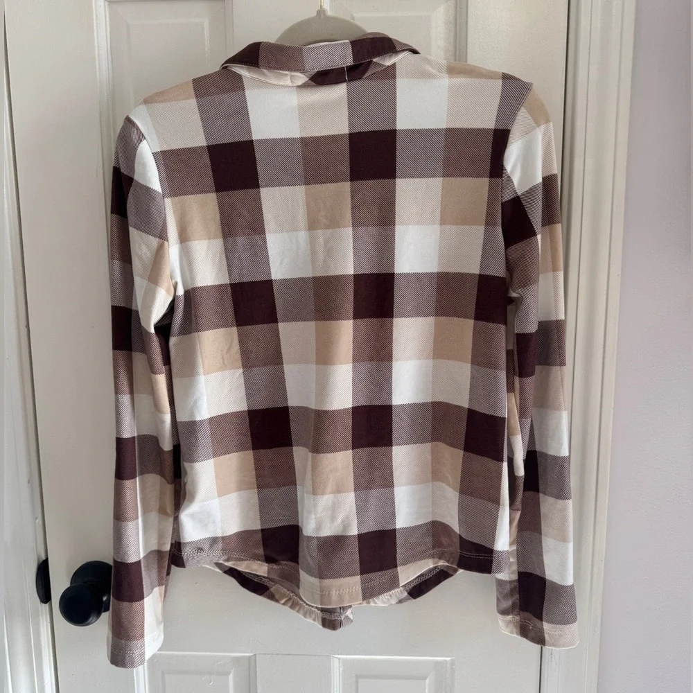 Women’s Small Plaid Button Down‎ - Picture 2 of 6